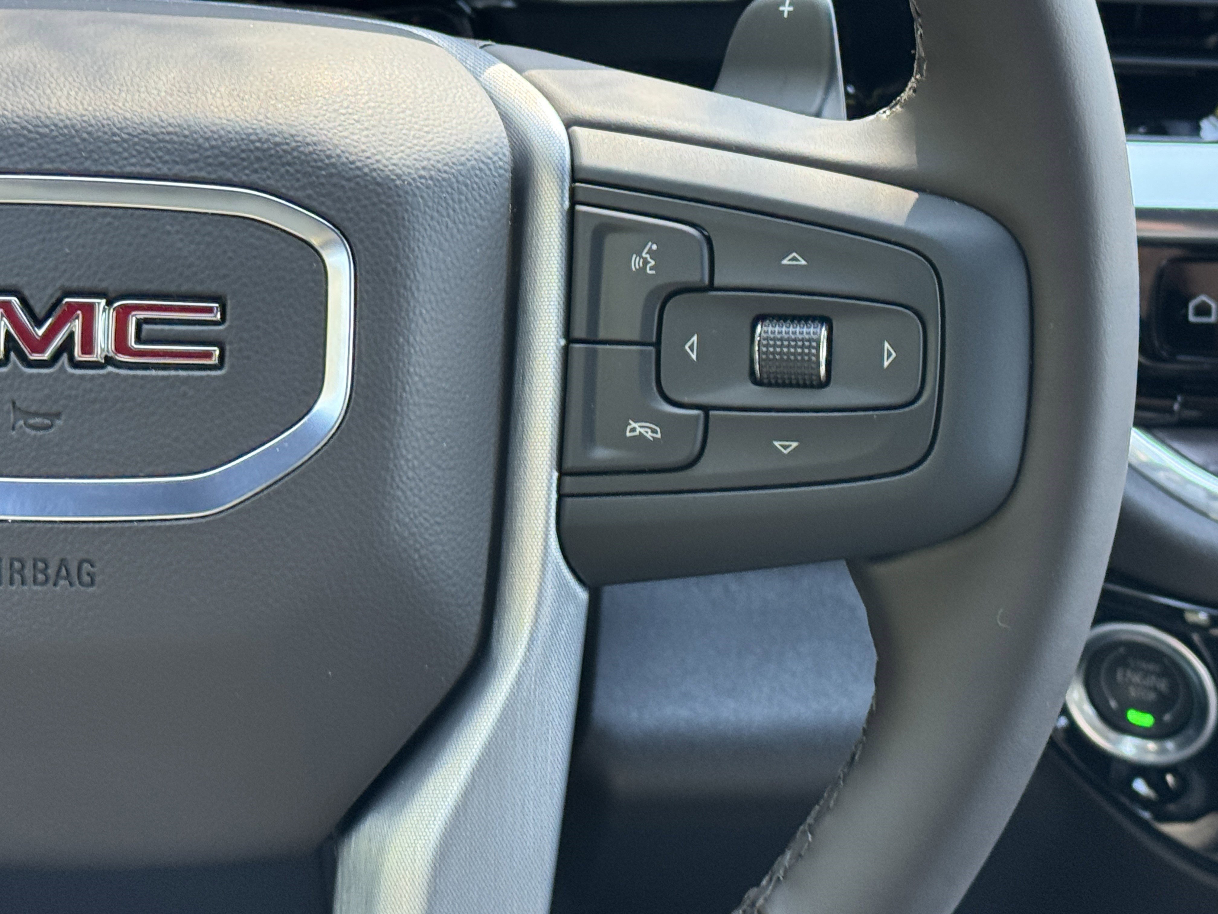 2025 Gmc Sierra 1500 SLT photo 4