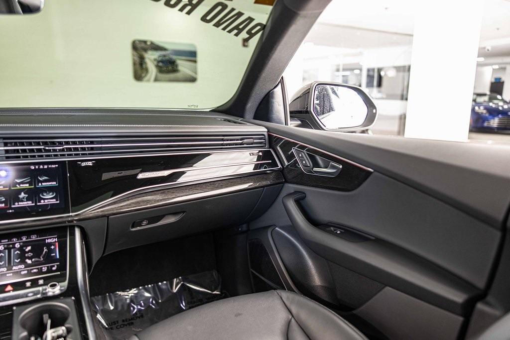 2021 AUDI Q8 - Image 40