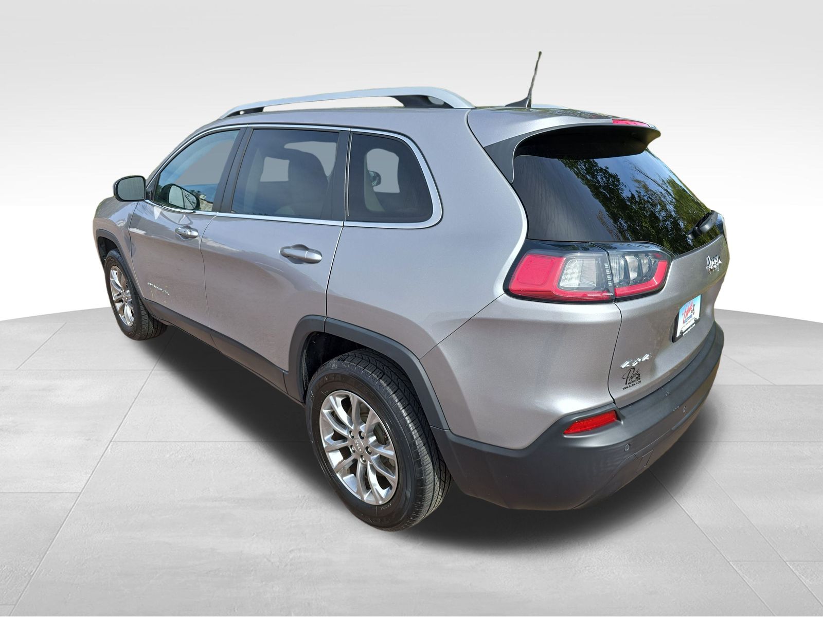 2021 Jeep Cherokee Latitude photo 3