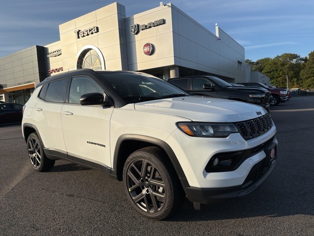 2026 Jeep Compass Limited Altitude's photo