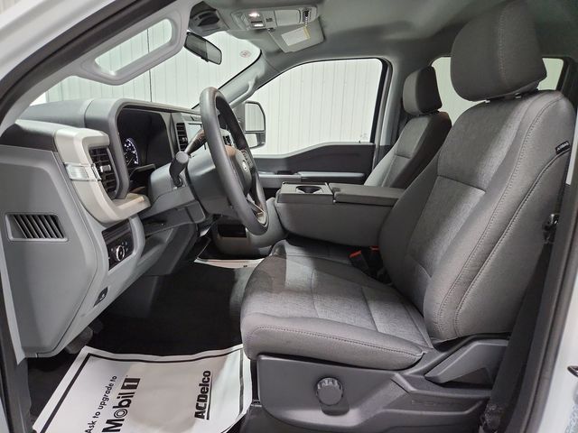 2026 Ford F-250 XL photo 3