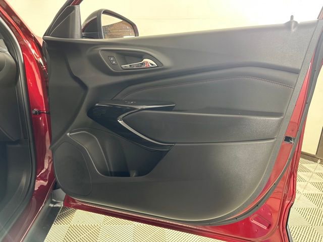 2025 Chevrolet Trax photo 25