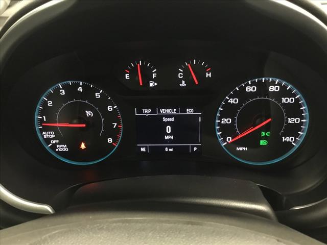 2025 Chevrolet Malibu photo 5
