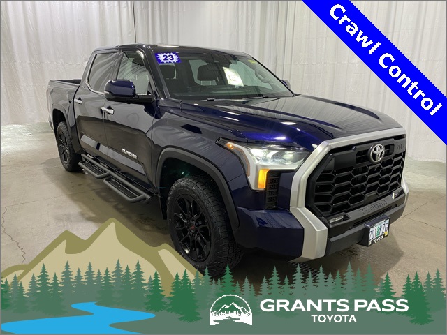 2023 Toyota Tundra Limited's photo