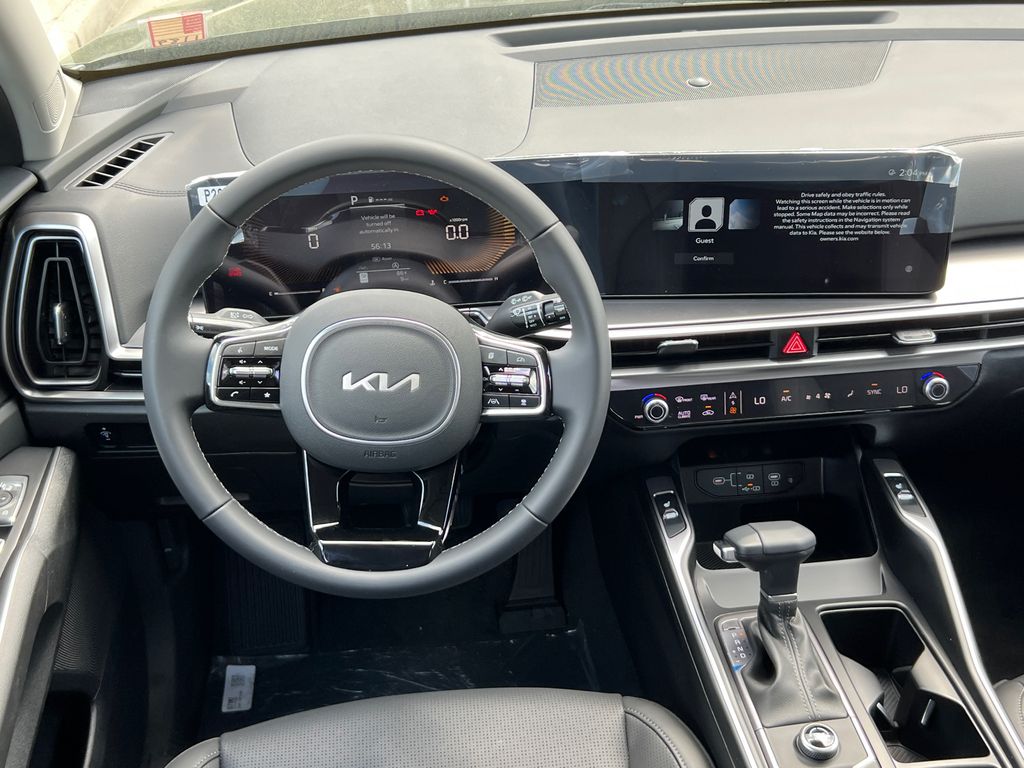2025 Kia Sorento S photo 21