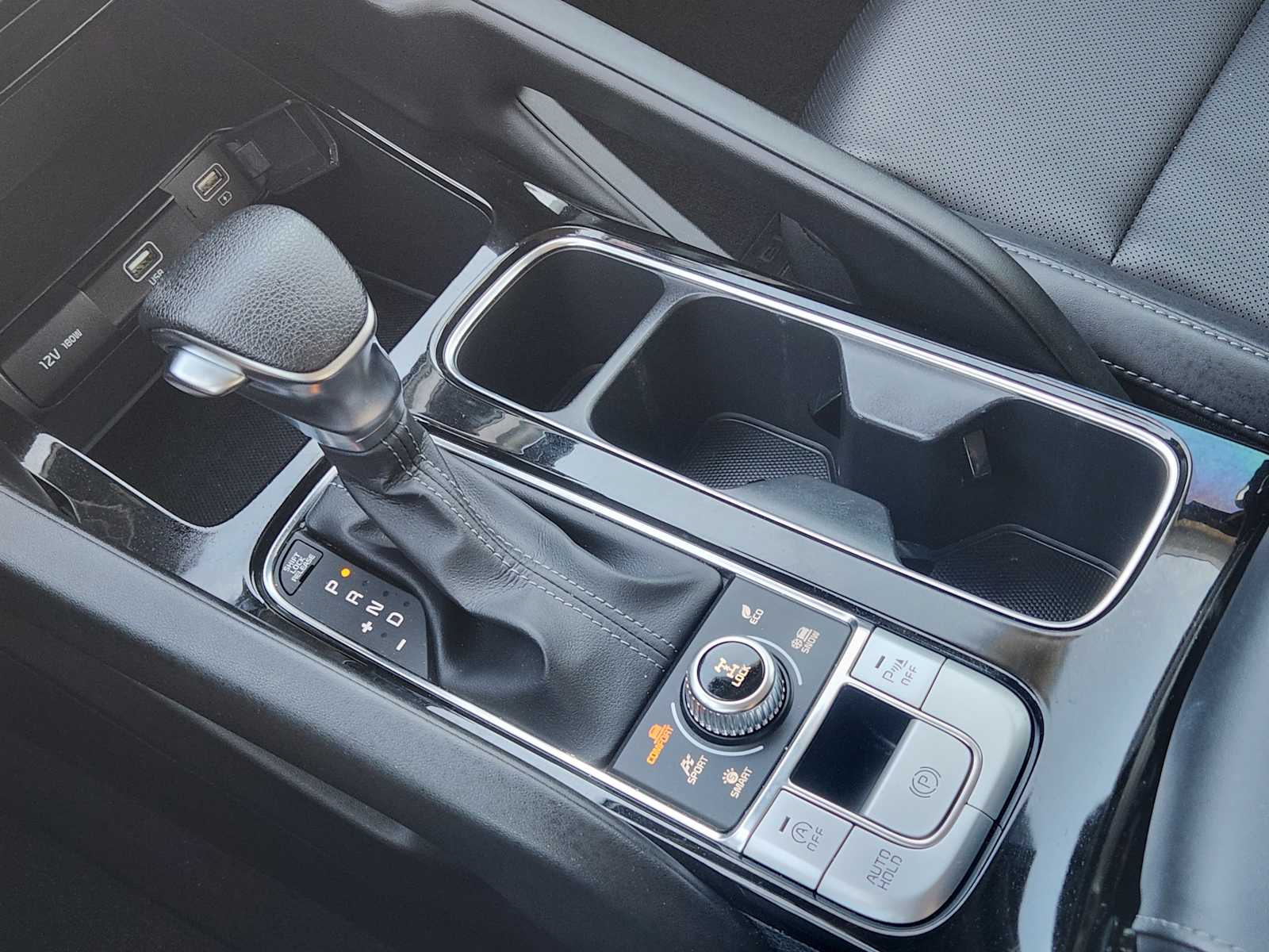 2021 Kia Telluride LX photo 17