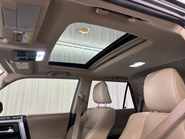 2022 Toyota 4Runner Limited photo 9