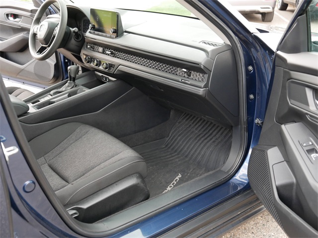 2023 Honda Accord EX photo 20