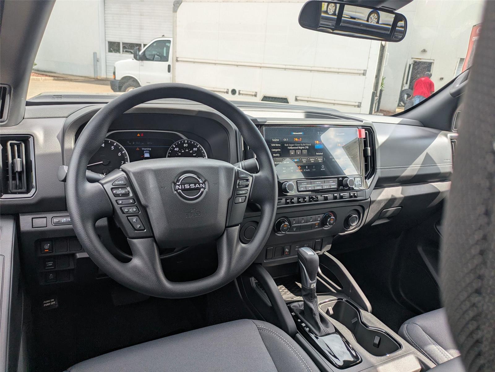 2026 Nissan Frontier SV photo 14
