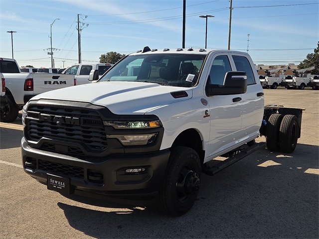 2026 RAM Ram 3500 Chassis Cab Tradesman's photo