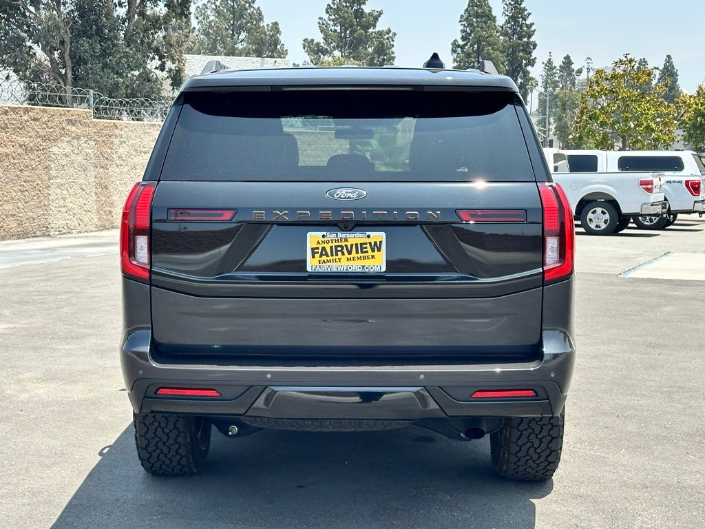 2025 Ford Expedition Tremor