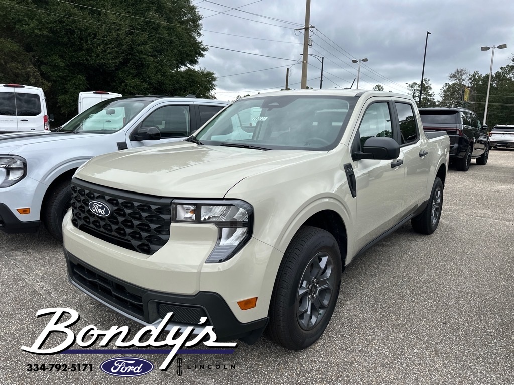 2025 Ford Maverick XLT photo 2