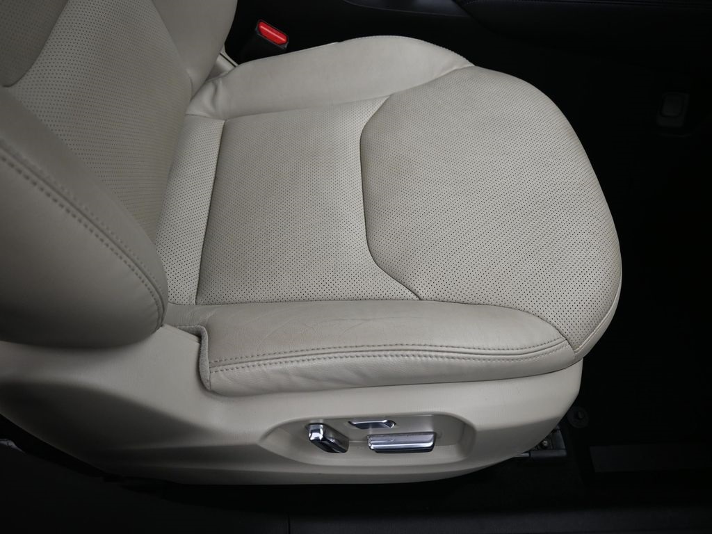 2018 Mazda CX-9 Grand Touring photo 33