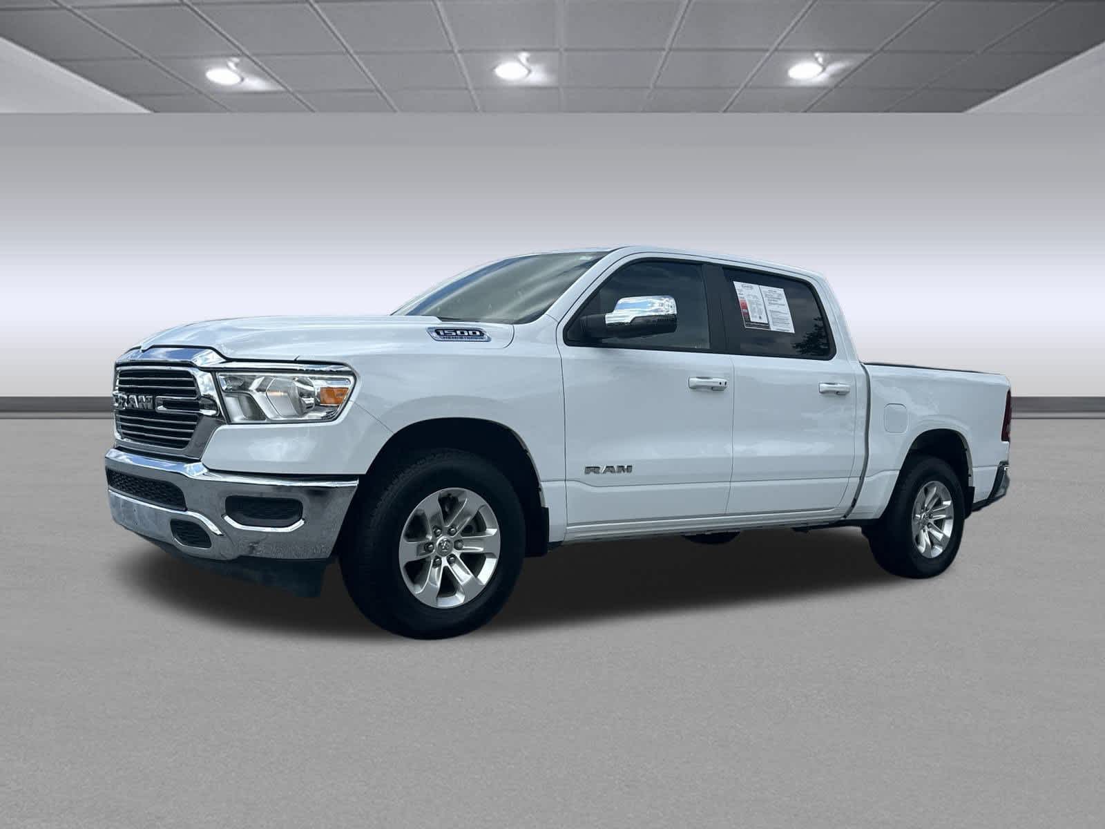 2024 Ram 1500 Laramie photo 3