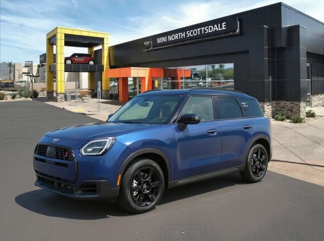 2026 MINI Countryman S's photo