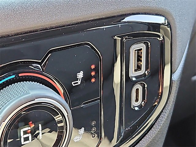 2022 Chevrolet Silverado 1500 RST photo 32