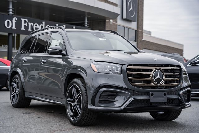 2026 Mercedes-Benz GLS Base's photo
