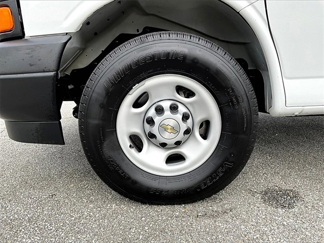 2024 Chevrolet Express Cargo Work Van photo 6