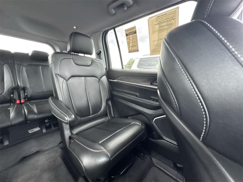 2021 Jeep Grand Cherokee Limited photo 13