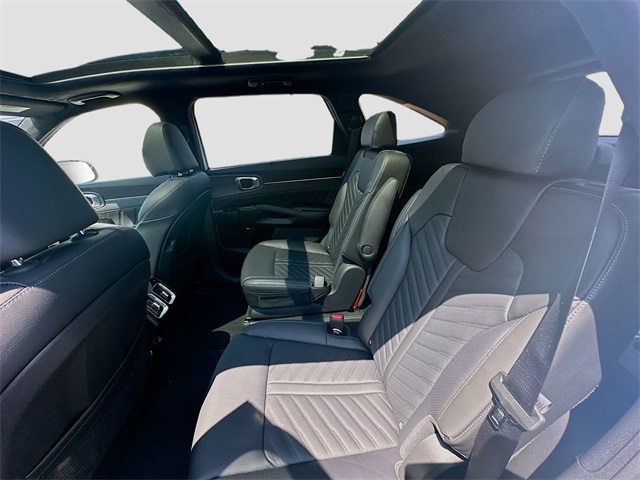 2025 Kia Sorento X-Line SX Prestige photo 23