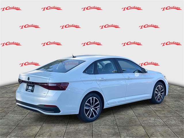 2025 Volkswagen Jetta 1.5T SE photo 2