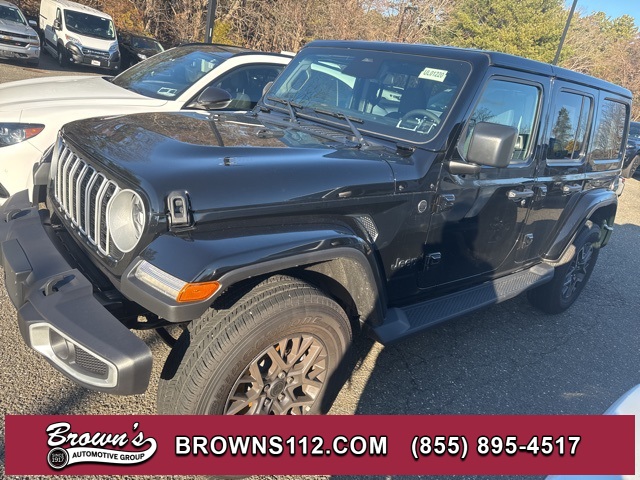2026 Jeep Wrangler 4-Door Sahara's photo