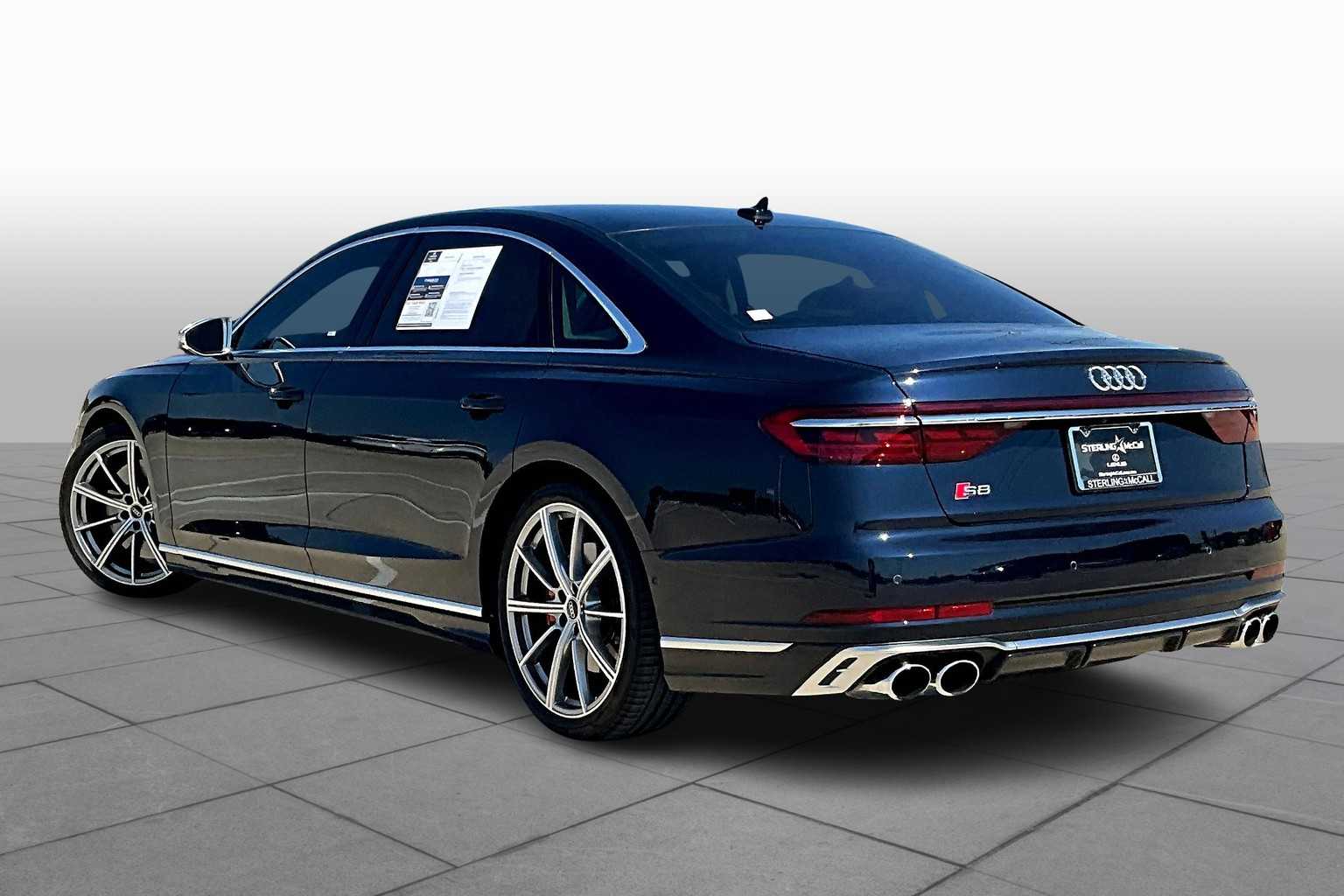 2022 Audi S8 Quattro photo 10