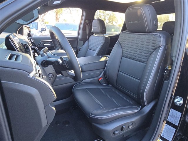 2025 Gmc Sierra EV Denali photo 4
