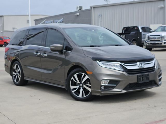 2019 Honda Odyssey Elite photo 2