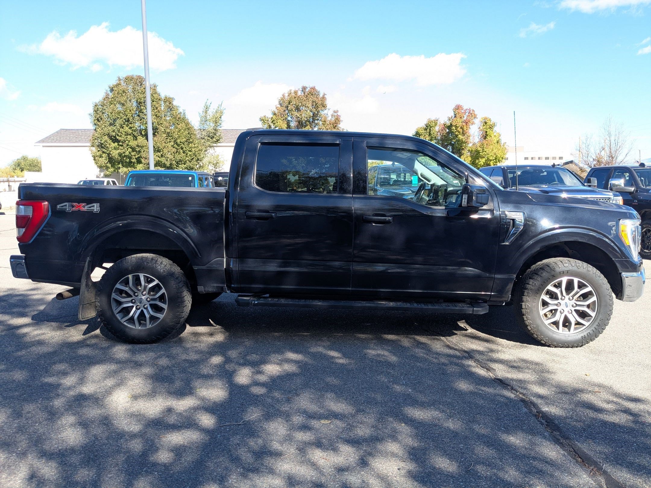 2021 Ford F-150 Lariat photo 2