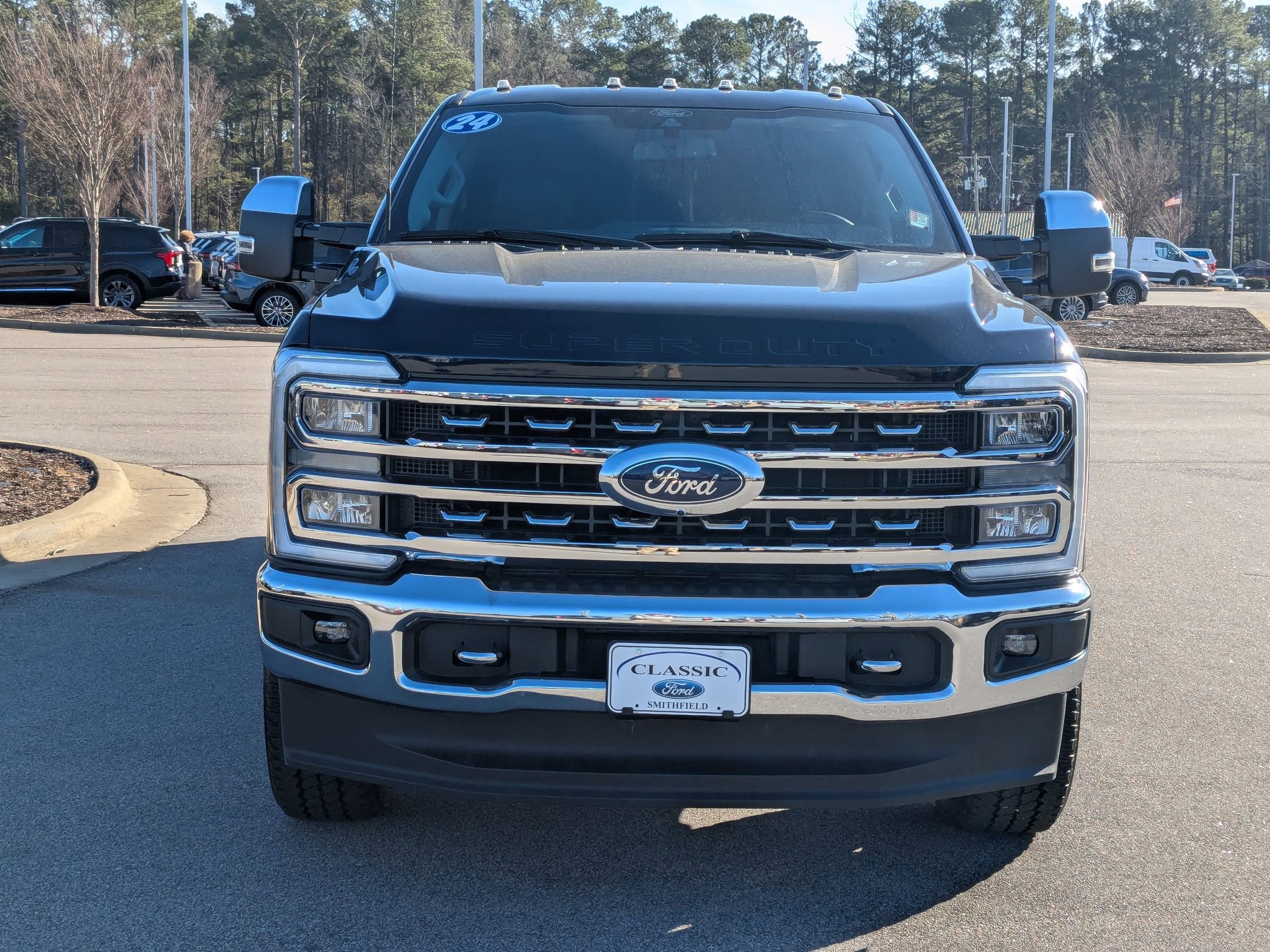 2024 Ford F-350 Lariat photo 2