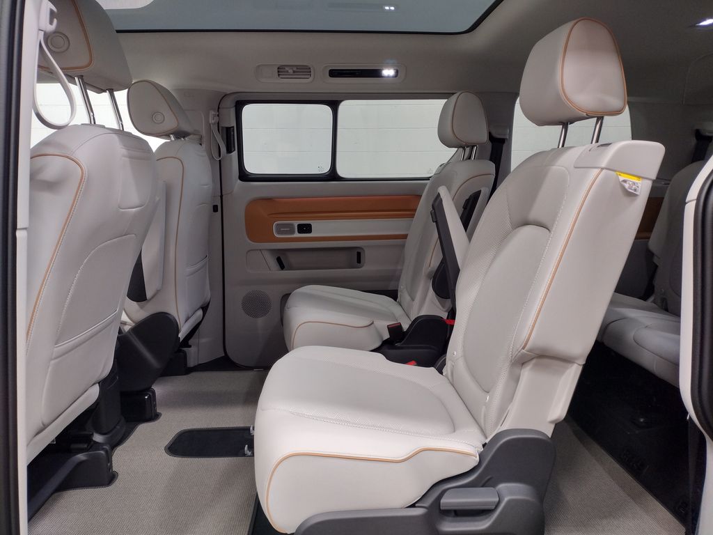 2025 Volkswagen ID. Buzz photo 24