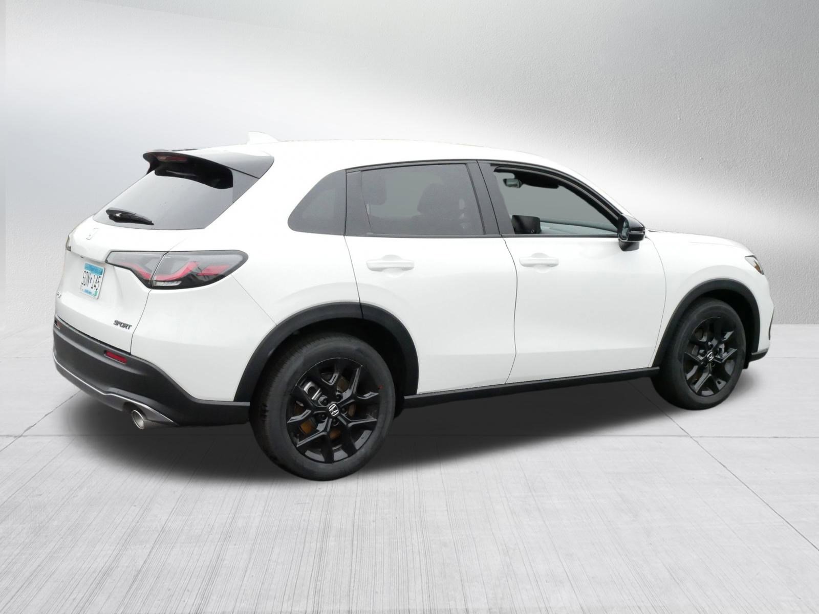 2025 Honda HR-V Sport photo 6