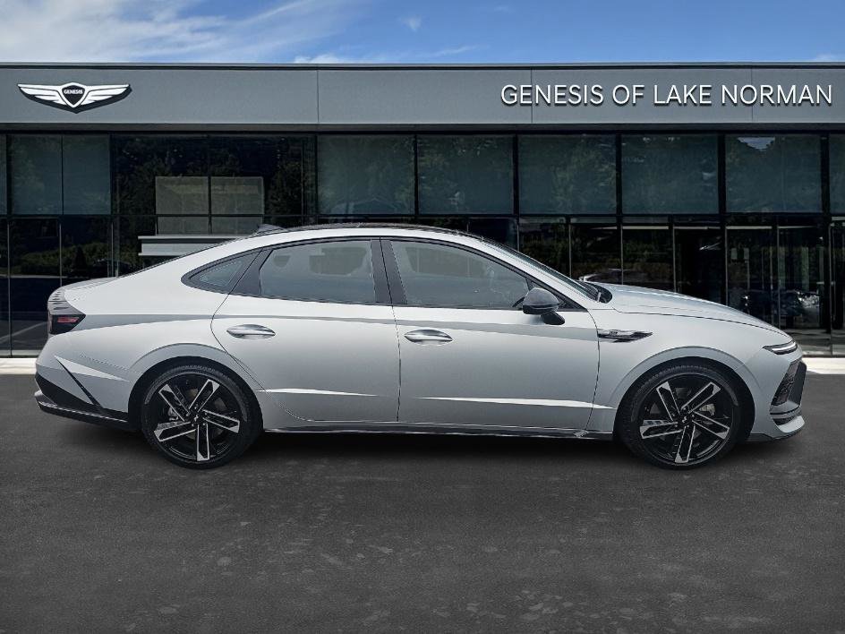 2024 Hyundai Sonata N Line photo 3