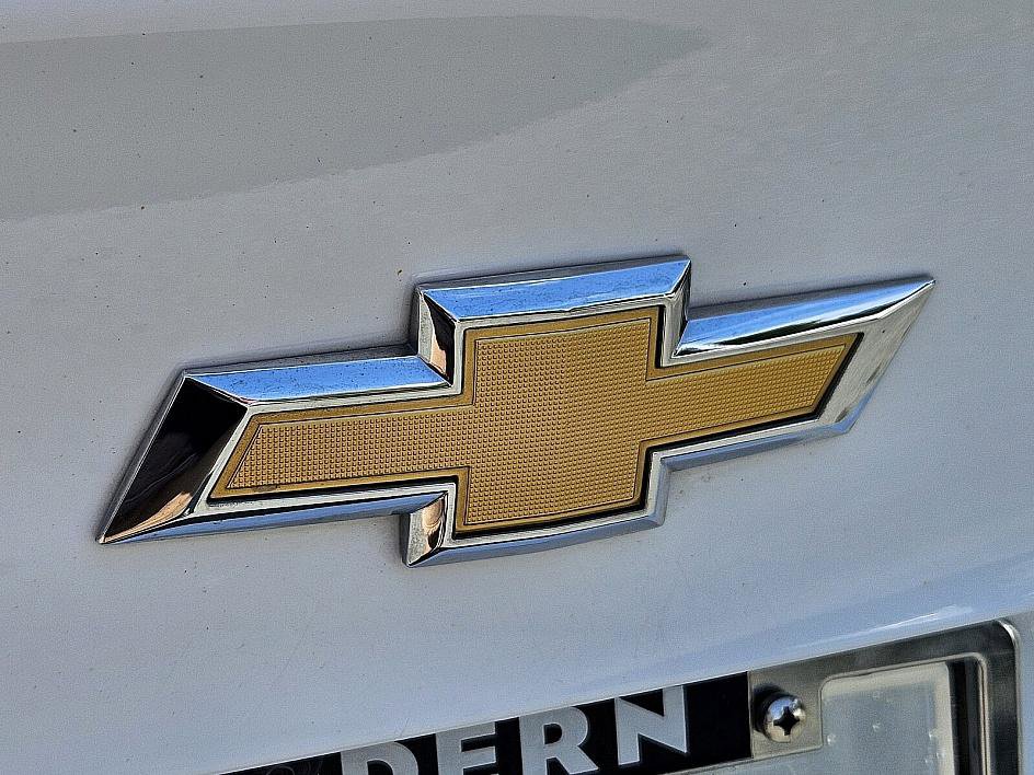 2023 Chevrolet Malibu 1LT photo 12