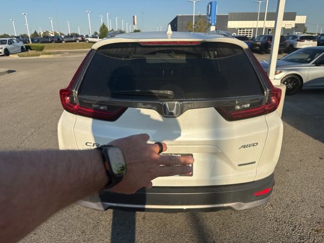 2022 Honda CR-V Touring photo 2