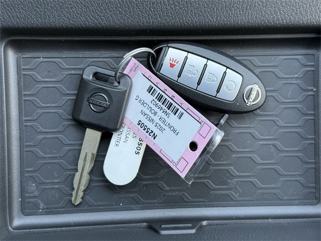 2025 Nissan Frontier PRO-4X photo 29