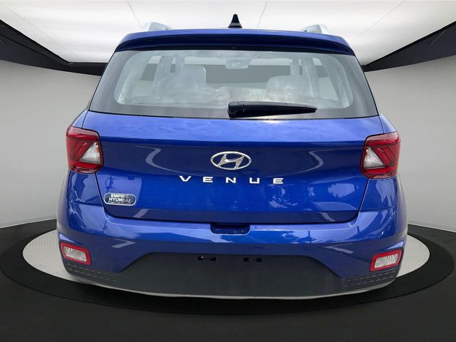 2022 Hyundai Venue SEL Limited photo 2