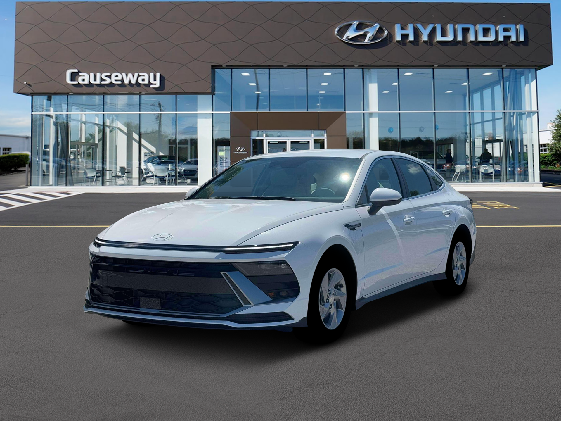 2026 Hyundai Sonata SE's photo