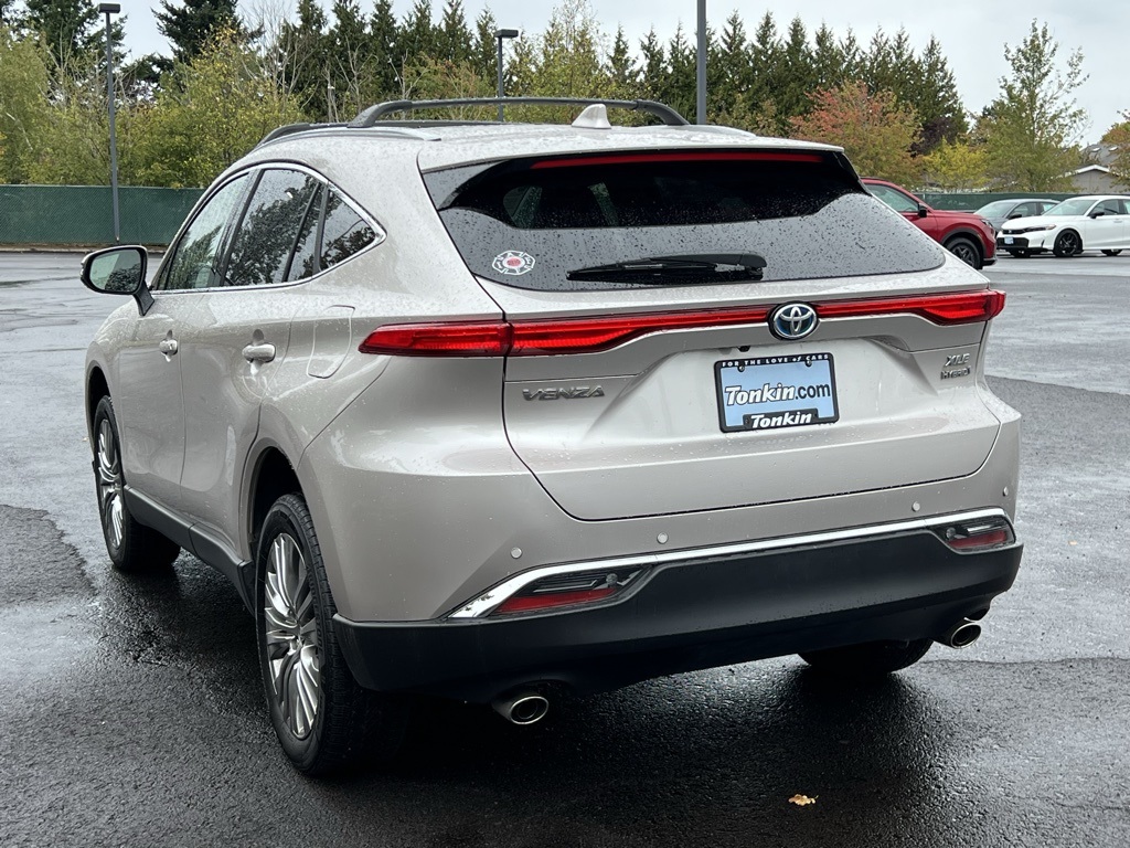 2022 Toyota Venza XLE photo 5
