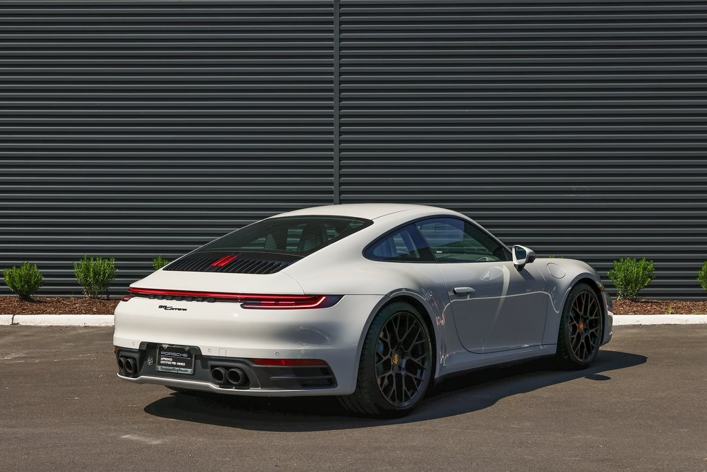2024 Porsche 911 T 4 photo 7
