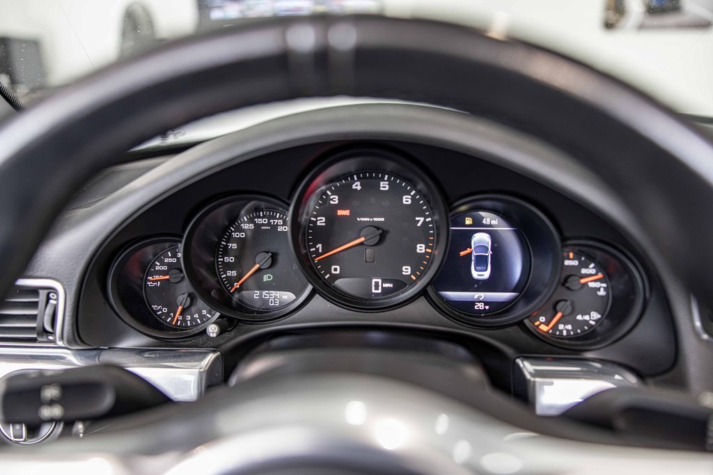 2016 PORSCHE 911 - Image 24