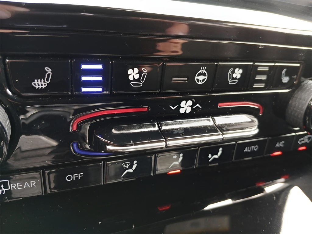 2022 Jeep Grand Cherokee Trailhawk 4xe photo 16