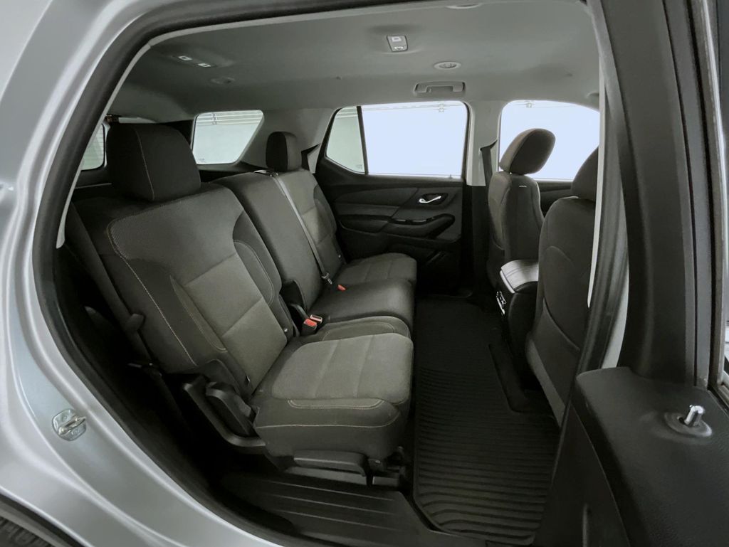 2019 Chevrolet Traverse LS photo 15