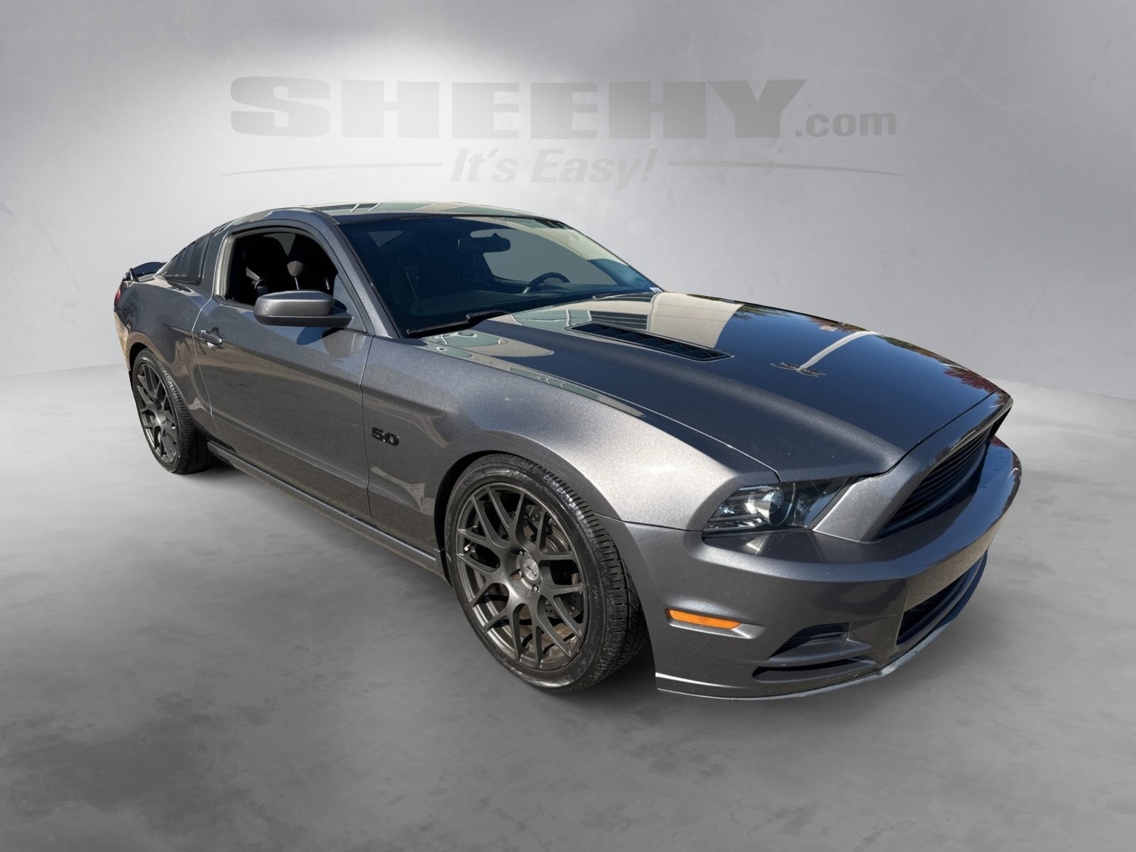 2013 Ford Mustang GT photo 2