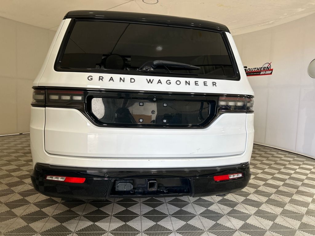2024 Jeep Grand Wagoneer L II photo 12