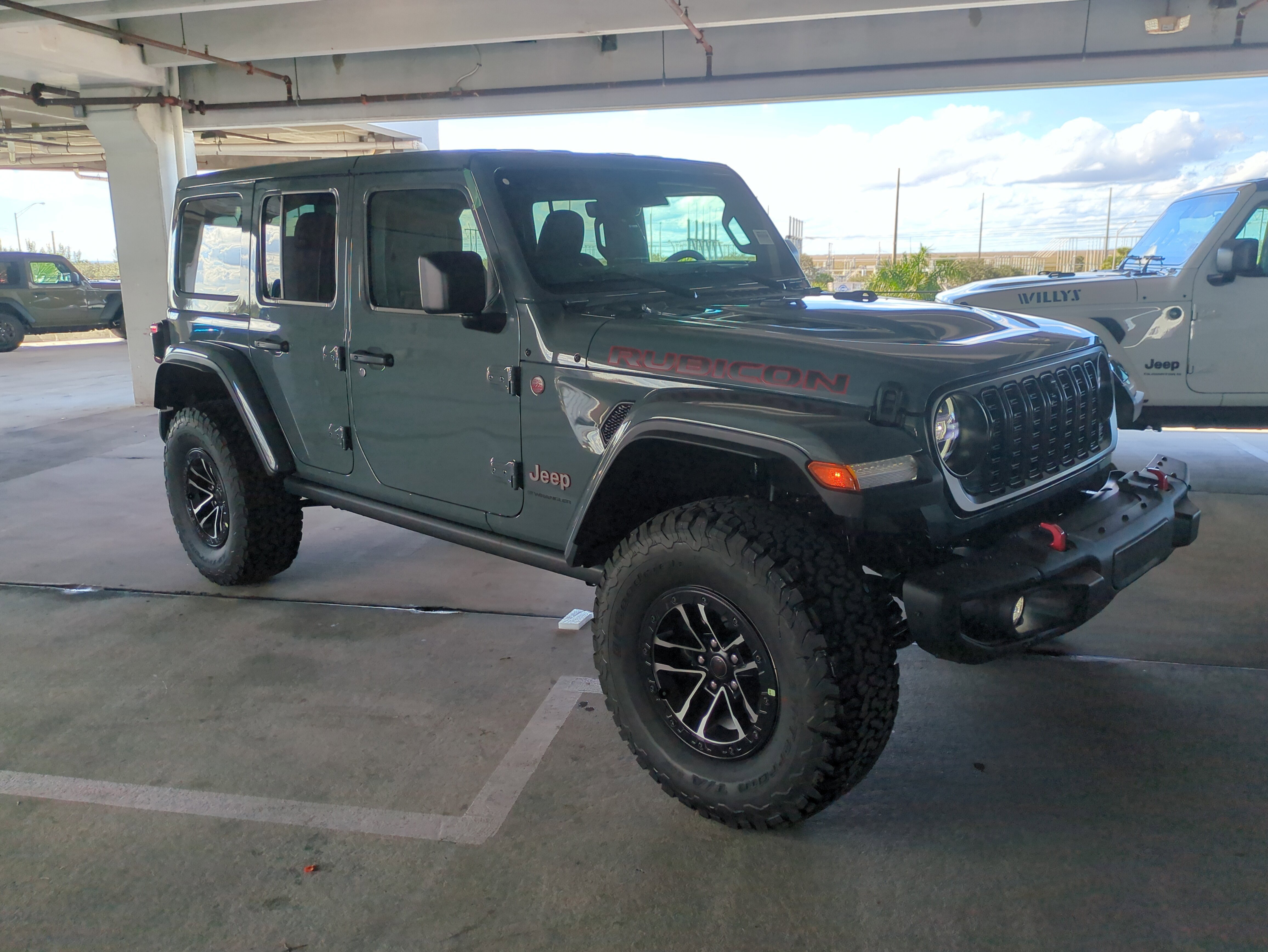 2025 Jeep Wrangler 4-Door Rubicon X's photo