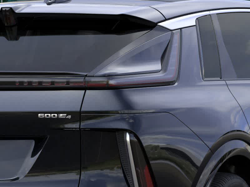 2025 Cadillac Lyriq Luxury photo 11