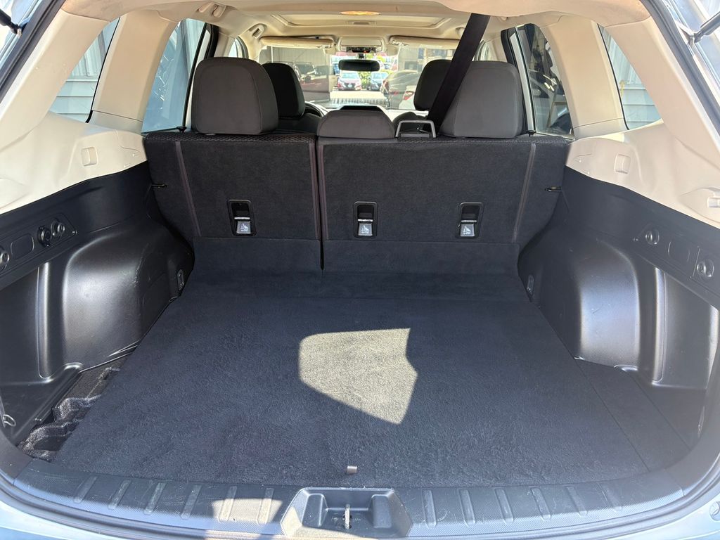 2019 Subaru Forester Premium photo 31