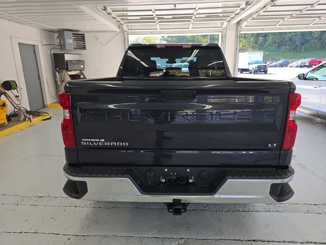 2023 Chevrolet Silverado 1500 LT photo 3